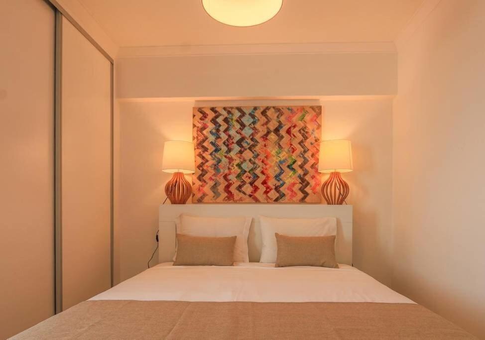 Guestready - Marina View Top Floor With Terrace Ponta Delgada Eksteriør bilde