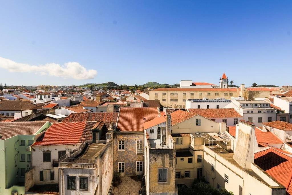 Guestready - Marina View Top Floor With Terrace Ponta Delgada Eksteriør bilde
