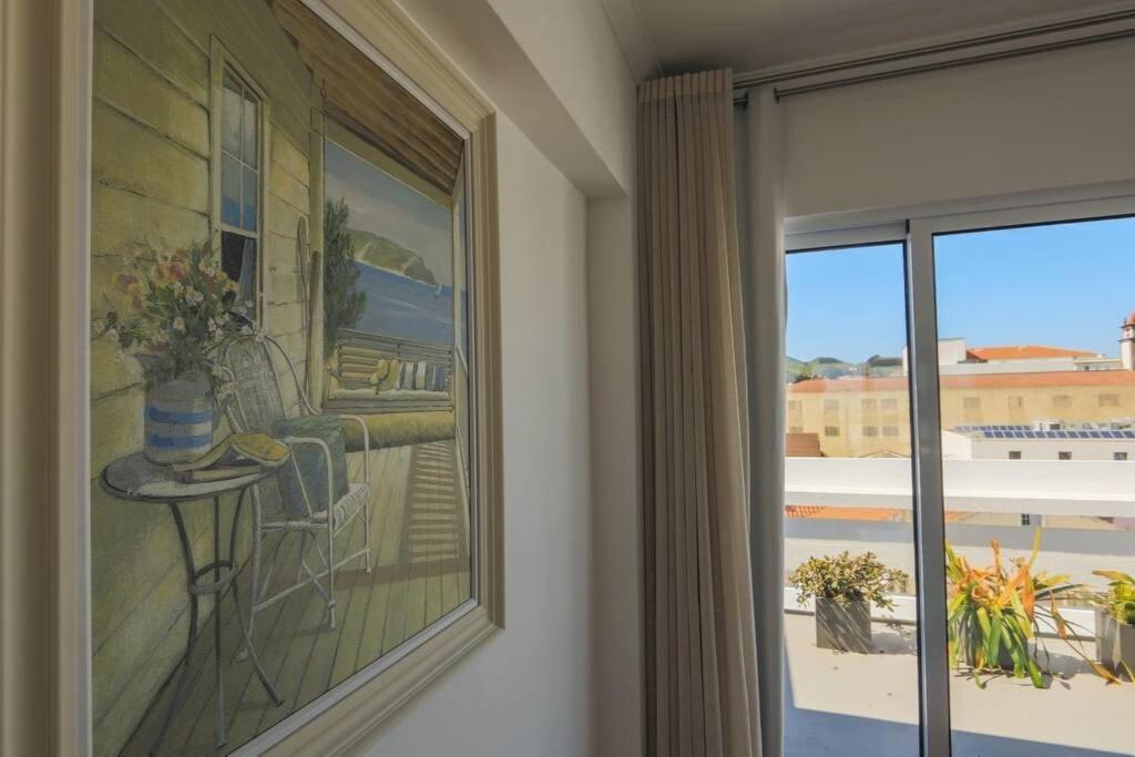 Guestready - Marina View Top Floor With Terrace Ponta Delgada Eksteriør bilde